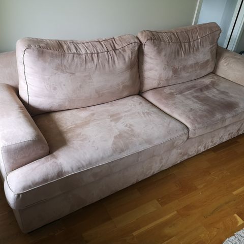 Sofa i sand/beige/natur velur