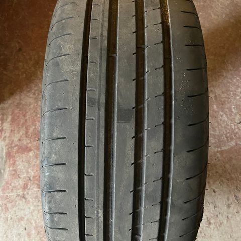 GOOD YEAR   EAGLE F1. ASYMMETTFIC 5 , 245/45 R19. 102Y.