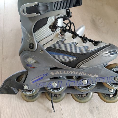 Rollerblades/ inlines str 40 1/3