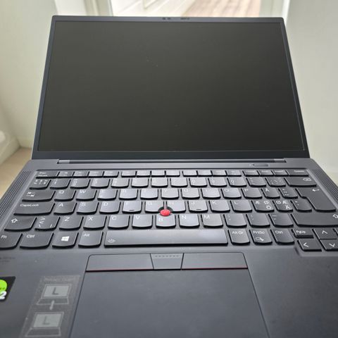 Lenovo Carbon X1 - Gen 9 med Touch skjerm selges