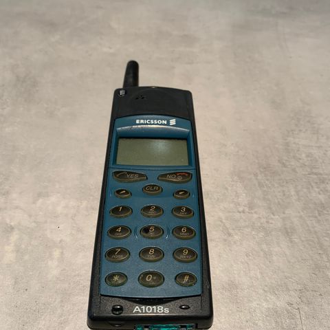 Ericsson A1018s - eldre mobiltelefon