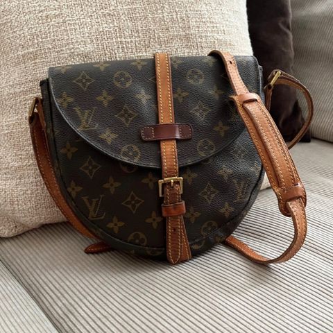 Louis Vuitton Chantilly PM