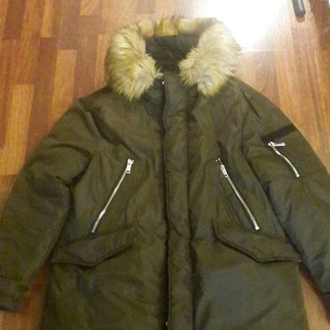 Zara foret parkas str L. Ubrukt.