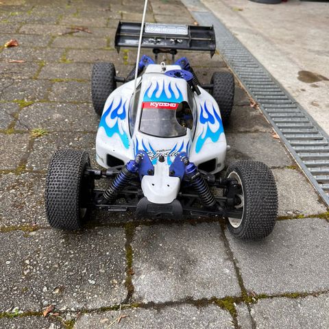 Kyosho Inferno 7.5 (nitro)