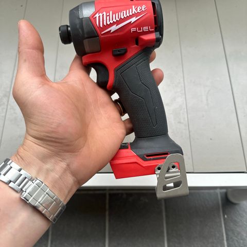 Milwaukee M18 FID3