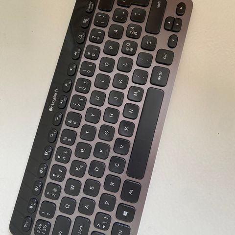 Logitech Bluetooth tastatur