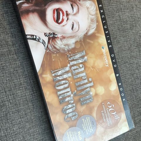 Uåpnet samleobjekt Marilyn Monroe dvd og bok i boks