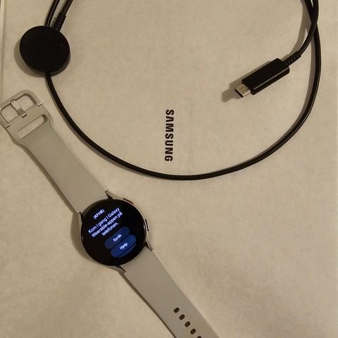 Samsung Watch5 LTE 40mm (kan brukes eSIM)