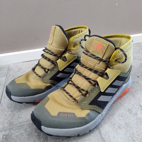 Adidas Terrex tursko