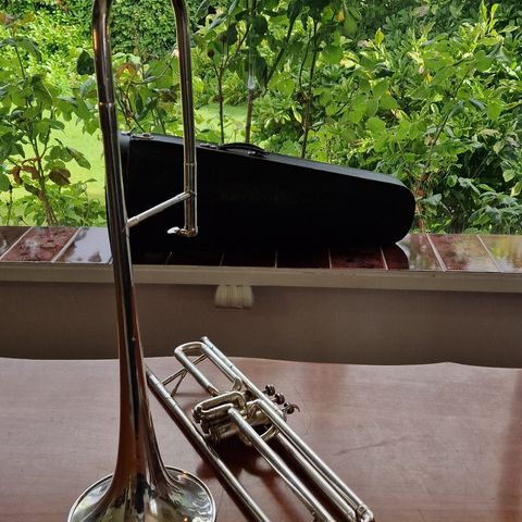 Gammel Besson Ventiltrumpet (French Made for Besson) Sjeldenhet