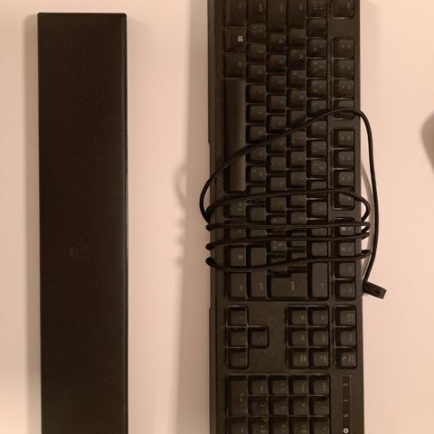 Razor Ornata Chroma selges