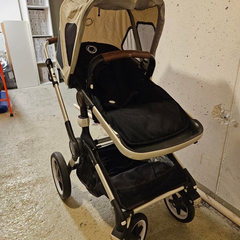 Bugaboo fox komplett barnevogn med diverse tilbehør