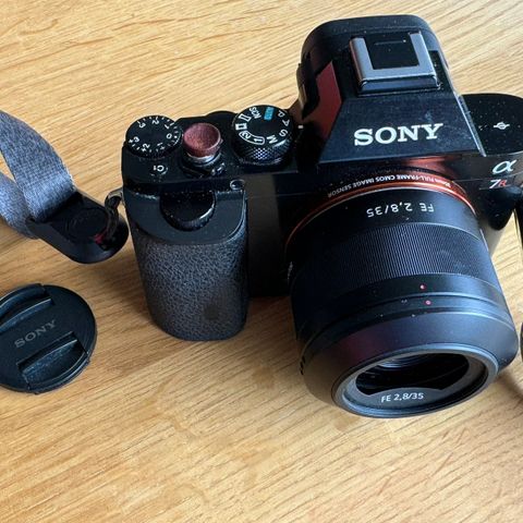 Sony Alpha 7R kamerahus (objektiv solgt)