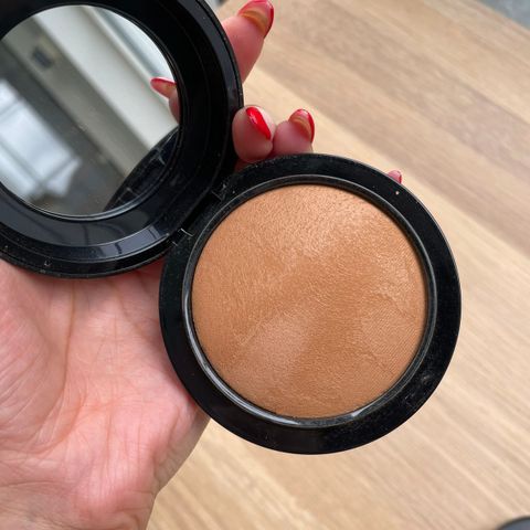 Mac mineralize skinfinish