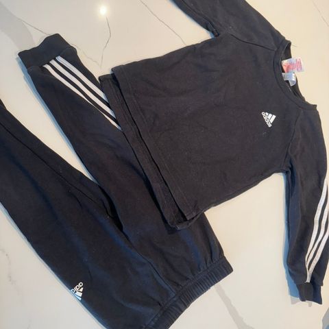 Adidas joggedress