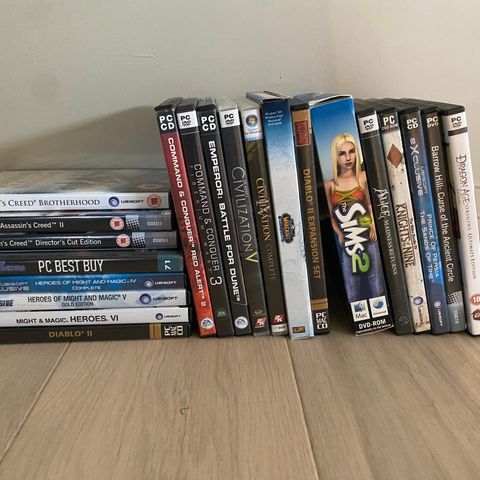 PC spill (og Sims til Mac) selges