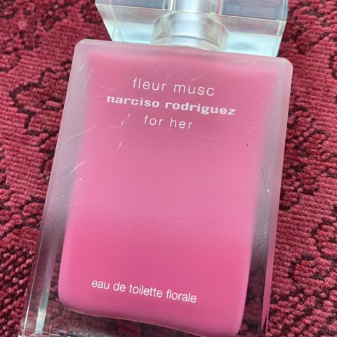 Fleur Musc for Her Narciso Rodriguez 50 ml nesten helt full flaske 450kr