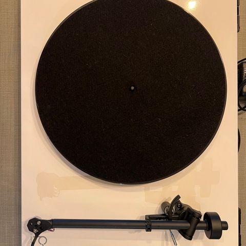 Rega P1 Planar One