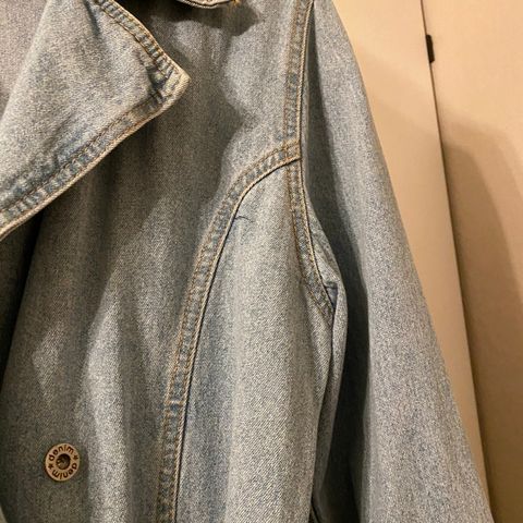 Denim kåpe.