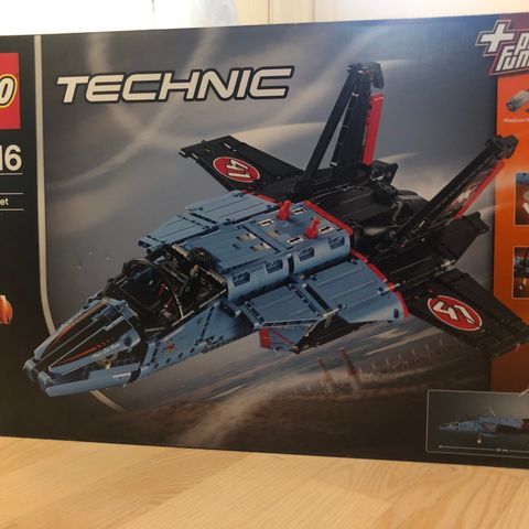 Lego Technic 42066 Air Race Jet m/Power Function