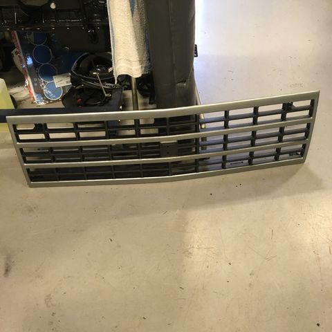 Chevrolet van grill