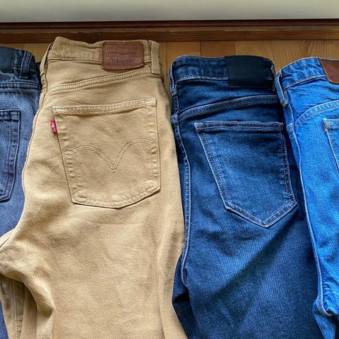 LEVI’S jeans, Zara jeans og Weekday jeans