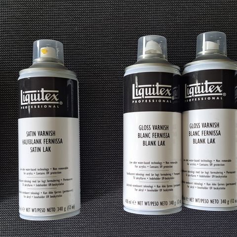 Liquitex: mat ,satin, blank lak