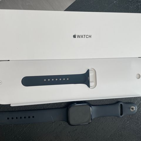 Apple Watch series 8 45mm