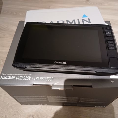 Garmin echomap uhd 92sv