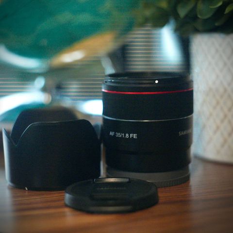 Samyang AF 35mm f/1.8 FE for Sony FE