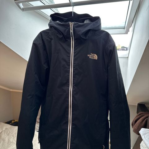 The North Face - Quest Insulated jacket - Dryvent