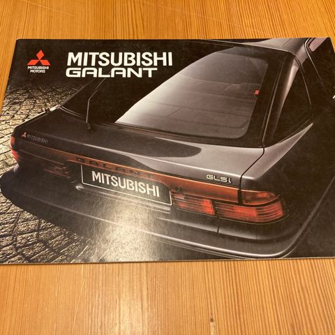 BILBROSJYRE - MITSUBISHI GALANT - 1990