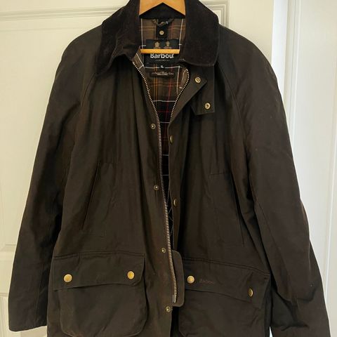 Lite brukt Barbour Ashby selges