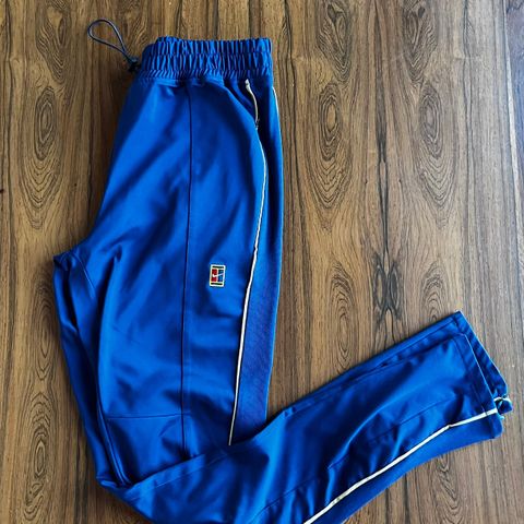 Nike Retro Sport Pants Size M