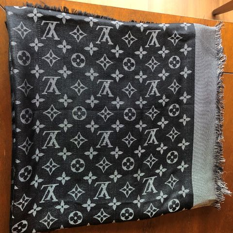 Louis Vuitton sjal