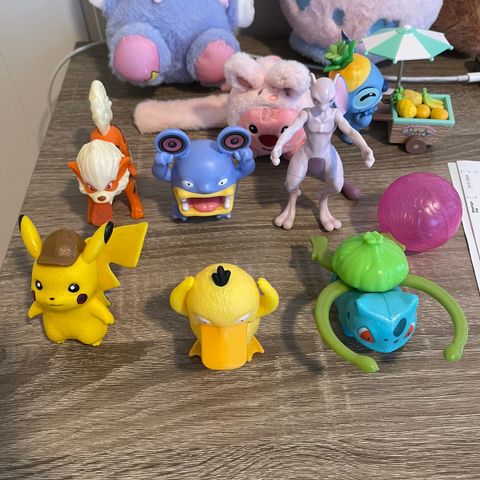 BK Pokemon figurer