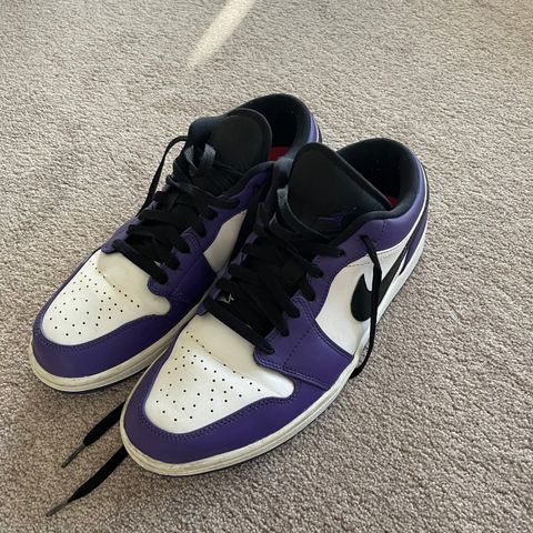 Nike jordan 1 low court purple