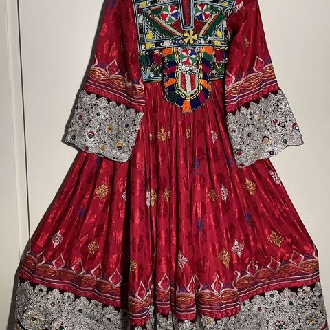 Afghansk klær