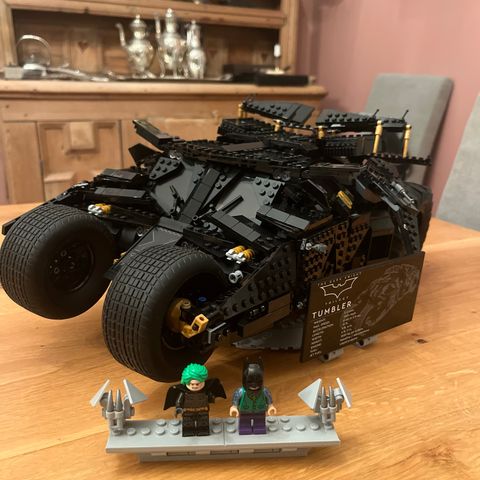 Batman tumbler limited editiob ferdig bygd