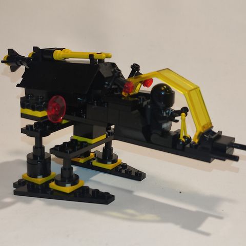 Alienator (6876) fra Lego Blacktron I