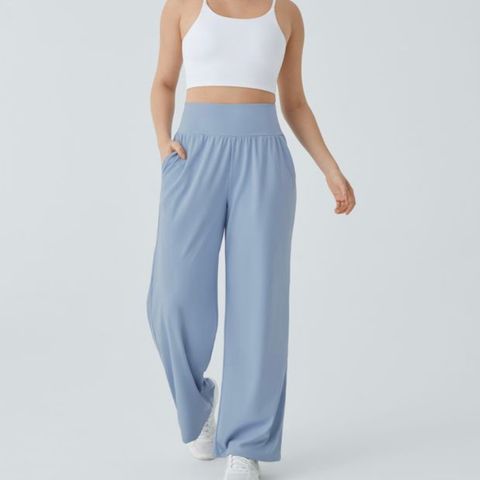 Helt ny Halara high waisted yoga pant