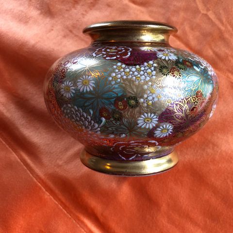 Satsuma vase