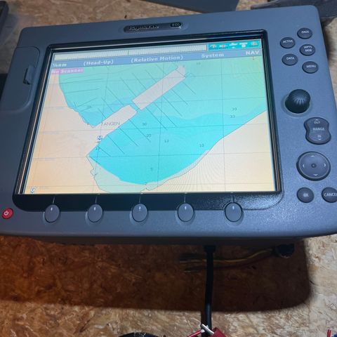 Raymarine E120 kartplotter