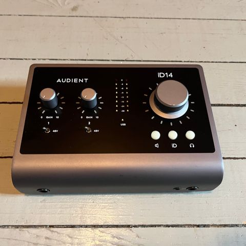 Audient iD14 Mk2 lydinterface