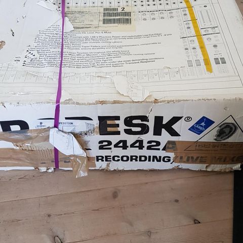 Eurodesk MX2442A Mixer