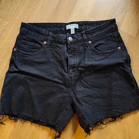Jeans shorts fra KappAhl