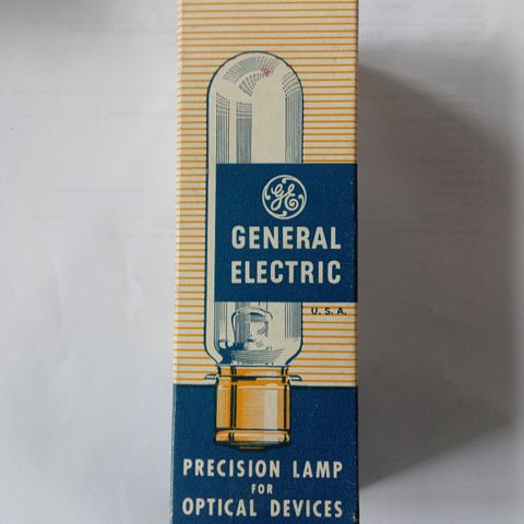 General Electric Precision lamp for optical devices 750W T12 Bulb