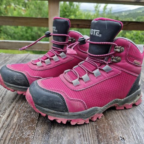 Tursko str 33 water proof kote