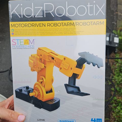 KidzRobotix, motordrevet robotarm
