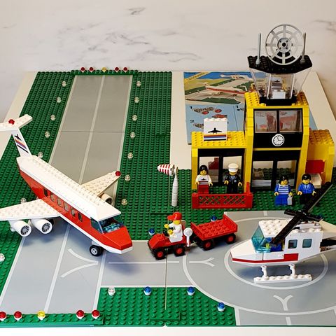 LEGO 6392 Airport (1985)